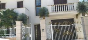 Appartamenti e room a 700 metri